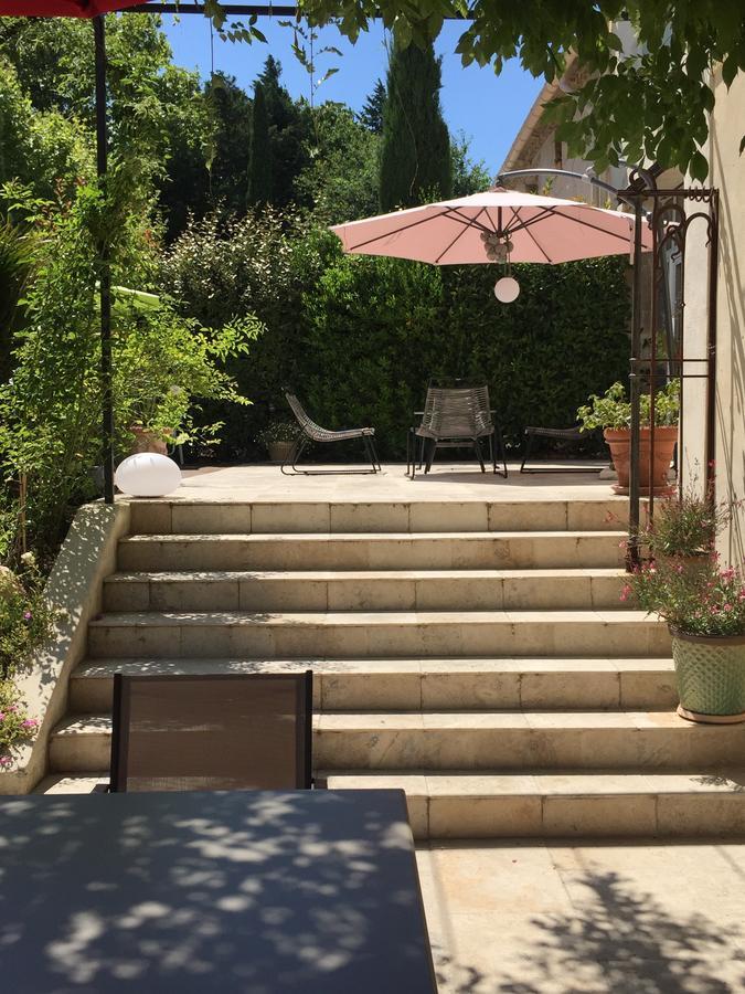Mas De Mariette Bed & Breakfast Noves Luaran gambar